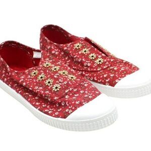 Xoxo Women red Sneakers